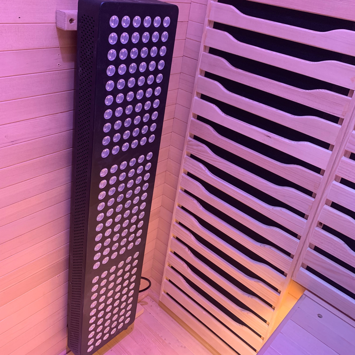 Blisspod Helsinki 2-Person Full-Spectrum Infrared Sauna with Red Light Panel