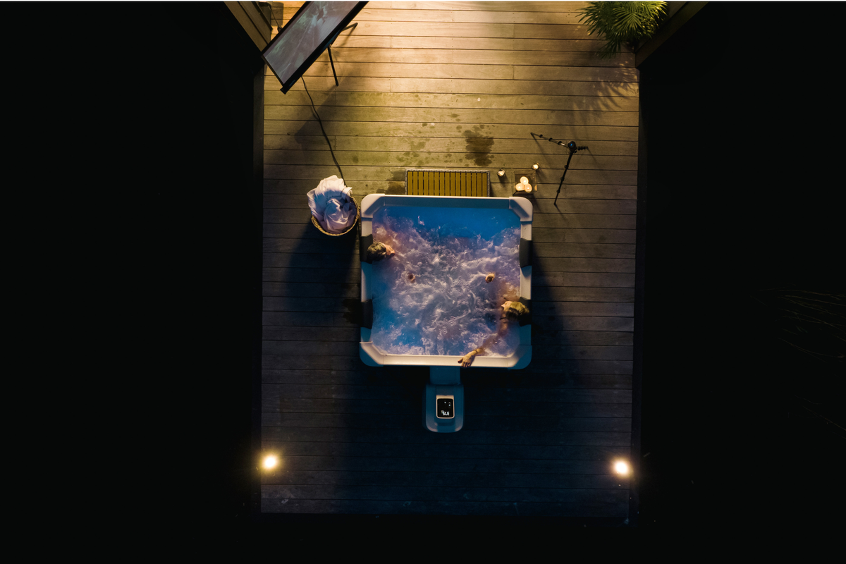 MSpa OSLO Frame Series Rigid Hot Tub, Up to 6 Adults