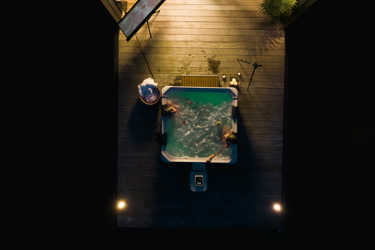 MSpa OSLO Frame Series Rigid Hot Tub, Up to 6 Adults