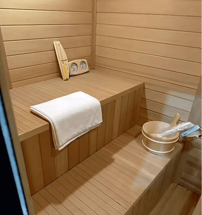 DONJOHNSTYLE4URHOME 4-Person Hemlock Sauna with 9kW Heater, Black
