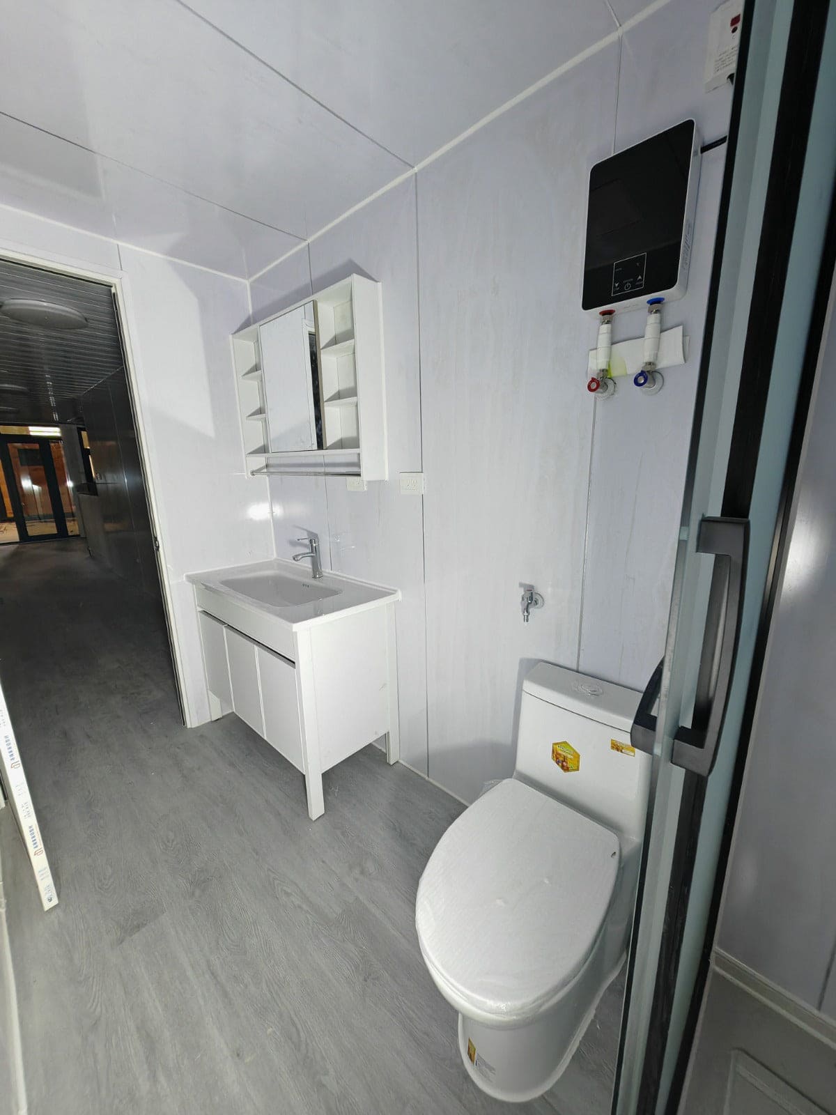 DONJOHNSTYLE4URHOME Expandable Tiny Home, 10-ft to 40-ft Options